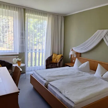 Heilbrunnen Hotel *